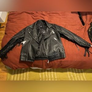 BoohooMAN fake letter jacket new size M